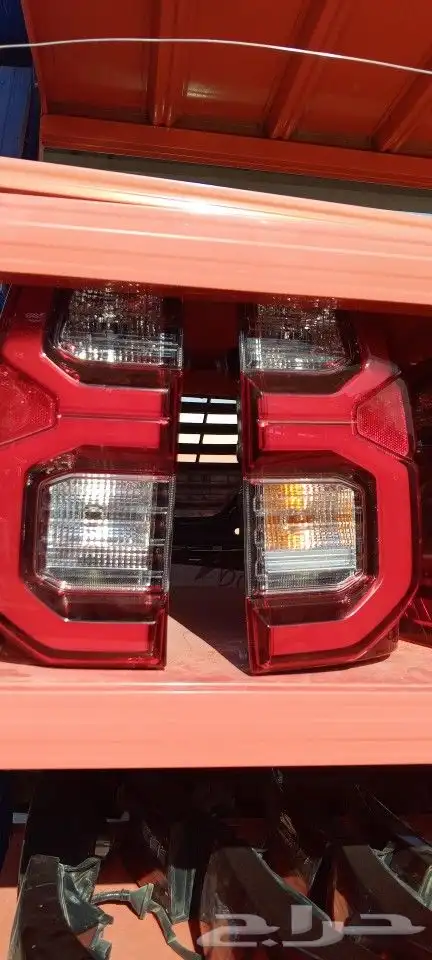 شمعات صدام هايلكس 2021 -2024 1