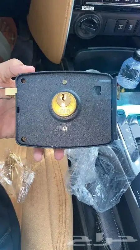 فتح جميع الأبواب باحترافية بدون خدش متاح 24 ساعة 7