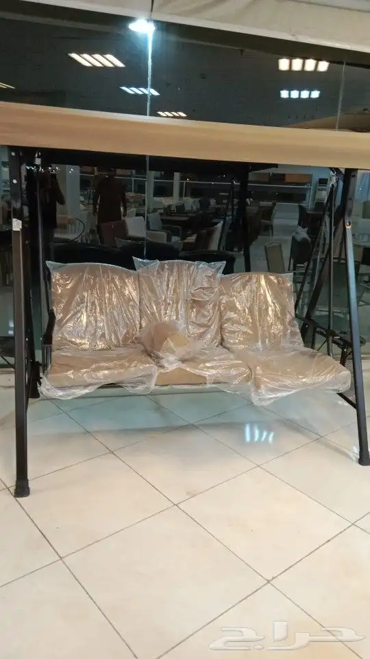 جملة وقطاعي مراجيح وكراسي خارجيه صينيه 0