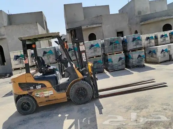 كرين رفعات شوكيه فوركلفت دينه ونش كرينات للايجار اليومي والم 8