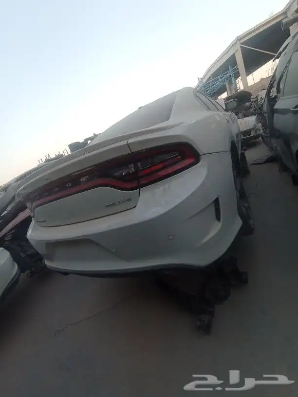 قطع غيار دودج تشارجر2015 8