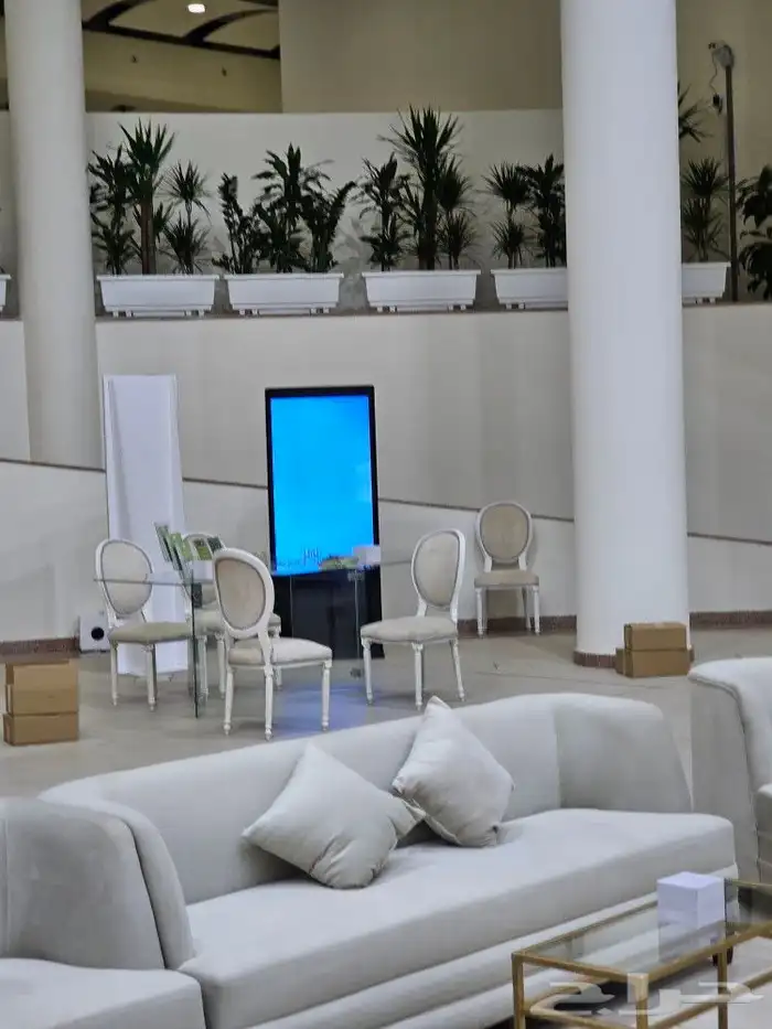 شاشات تفاعليه للايجار ايجار شاشات تلفزيون بالمس للعروض الإ 10