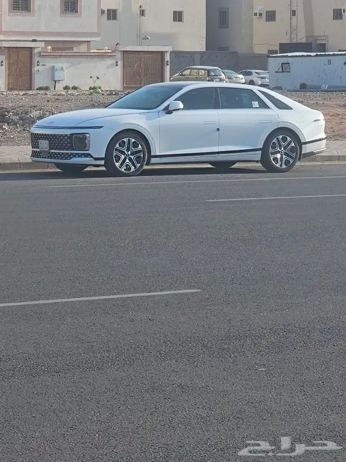هونداي إزيرا 2024 بريميوم 0