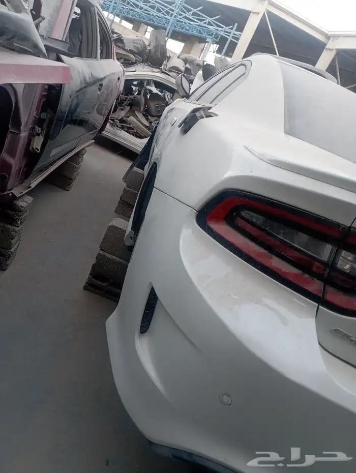 قطع غيار دودج تشارجر2015 9