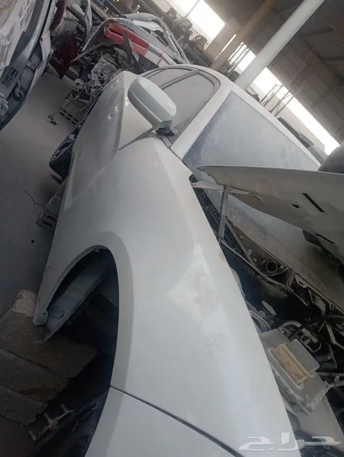 قطع غيار دودج تشارجر2015 7