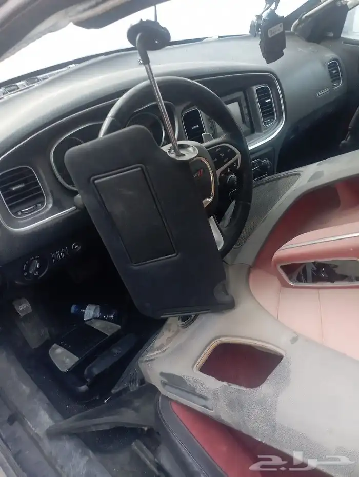 قطع غيار دودج تشارجر2015 3