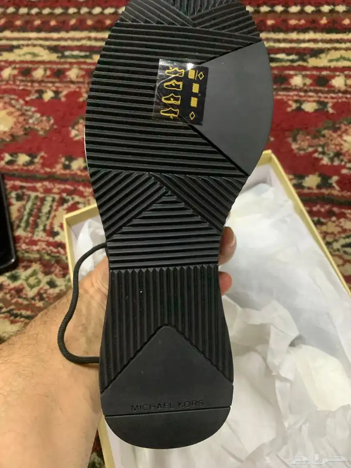 جزمه مايكل كورس الاصليه للبيع 5