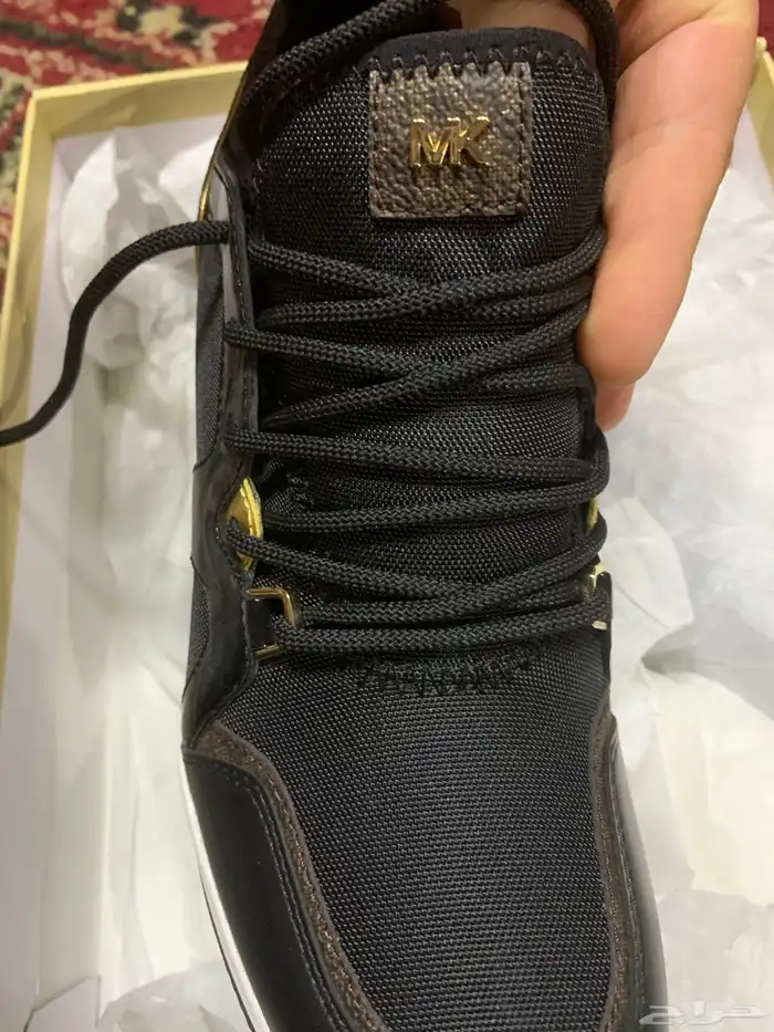 جزمه مايكل كورس الاصليه للبيع 4