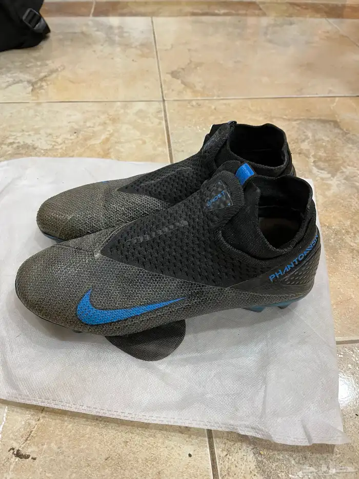 جوتي نايك للبيع مقاس39 ب 50 فقط 0