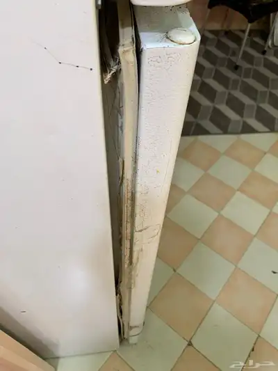 ثلاجه للبيع مستخدمه نظيفه 2