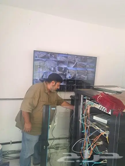 تركيب وتمديد كاميرات انتركم شبكات سماعات جهاز بصمه 21