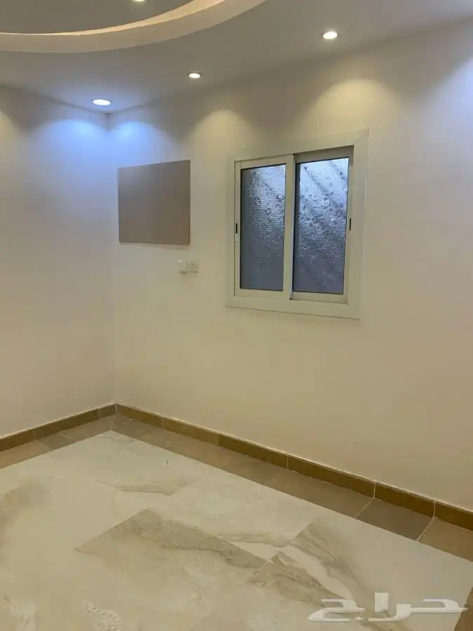 دور تجاري إداري للإيجار بشارع تجاري عمر قاضي 64 بالشرائع 9