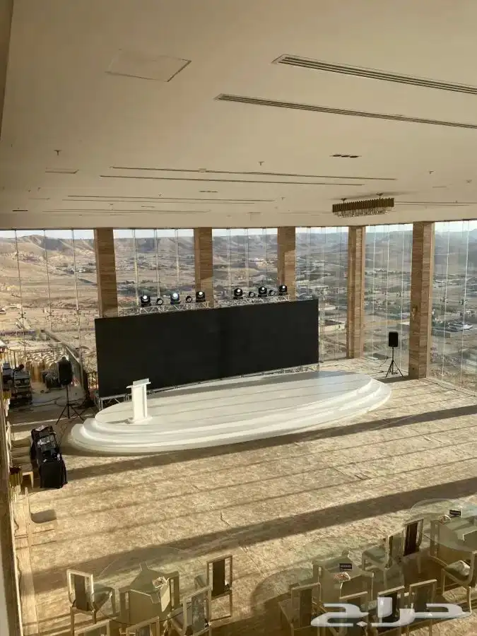 شاشات ليد LED شاشات بالمتر 5