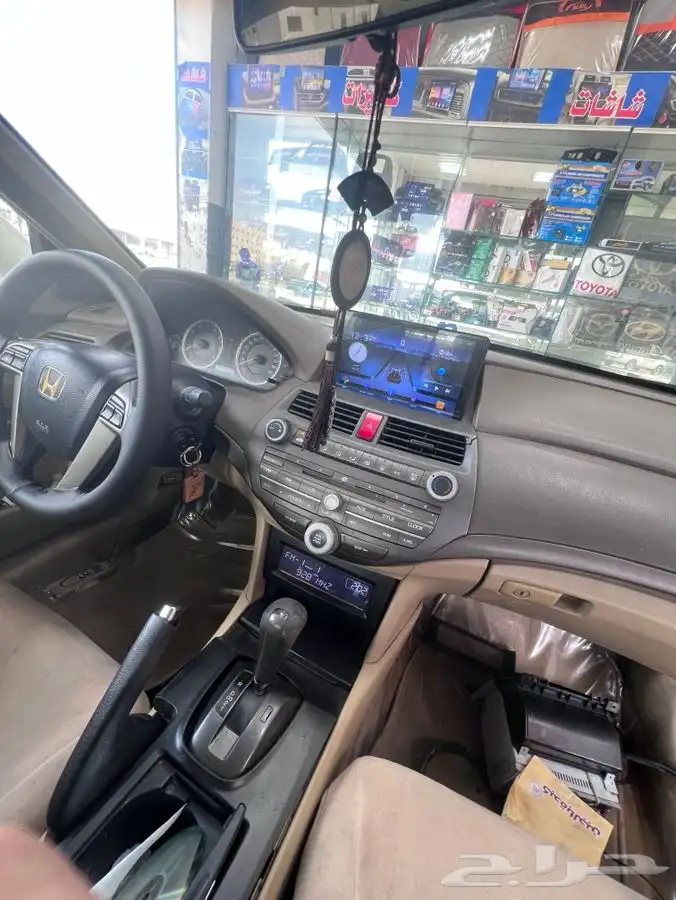 شاشات جميع انواع. السيارات 10
