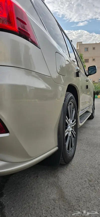 لكزس LX570 Sport DD مديل 2016 5