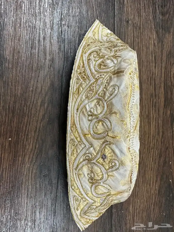 طواقي مقصبات ذهبية 0