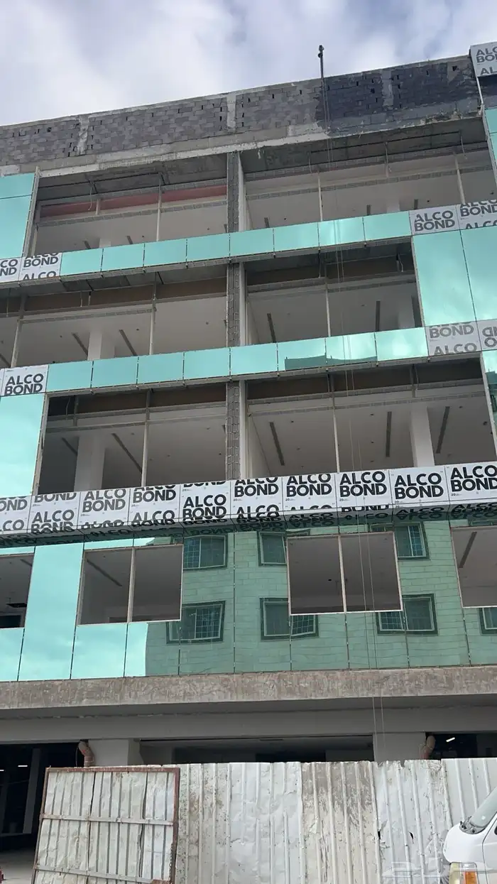 تركيب واجهات المباني قزاز وكلاذينج 19