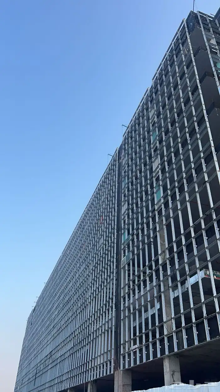 تركيب واجهات المباني قزاز وكلاذينج 3