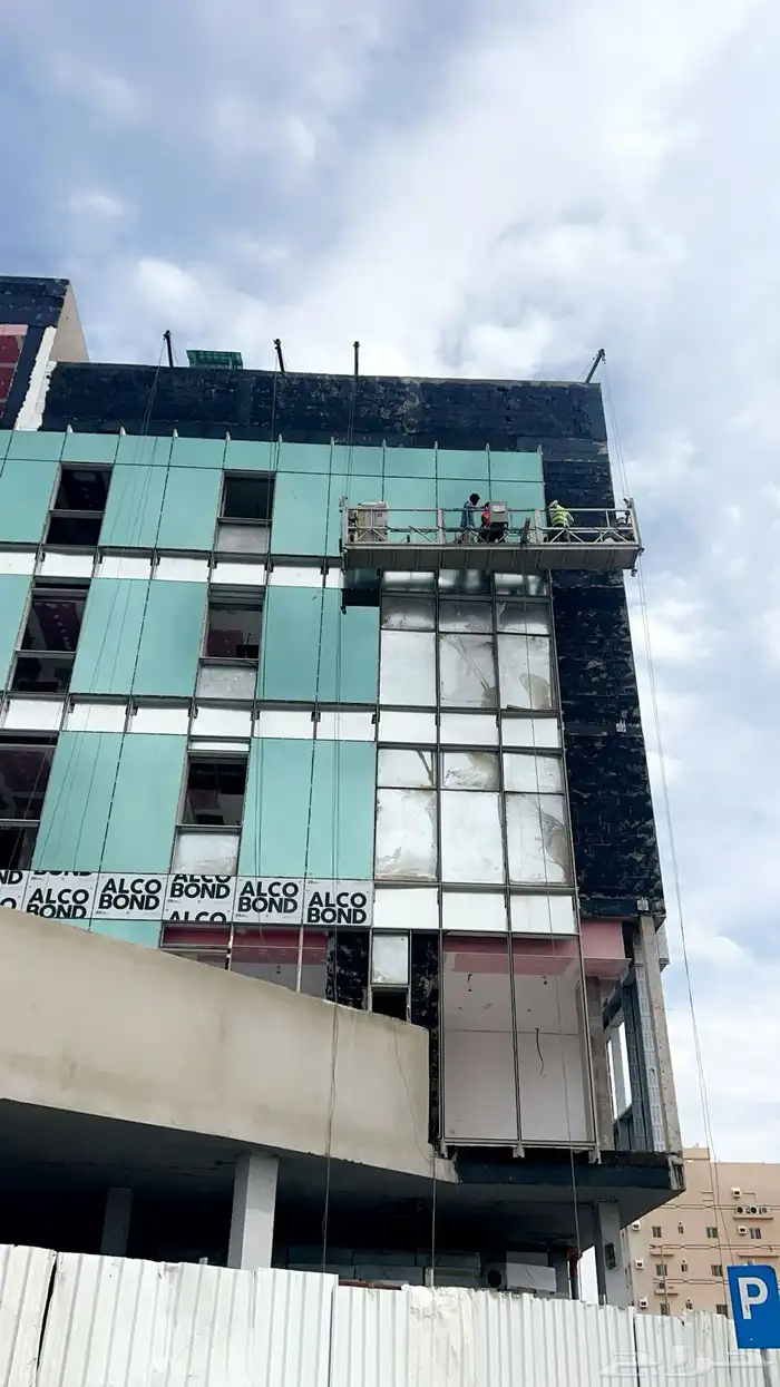 تركيب واجهات المباني قزاز وكلاذينج 6