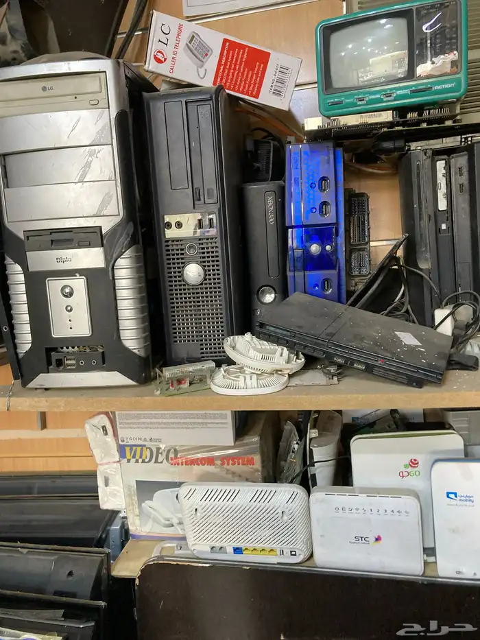 صيانة الشاشات ويوجد خدمة استلام وتوصيل بعد الإصلاح 3