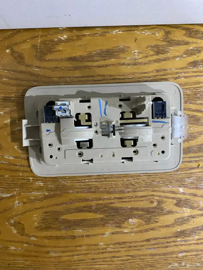 140  قطع سيارات 61