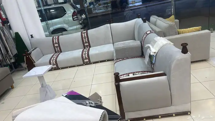 حراج بن قاسم سوق كرستال بلازا 3