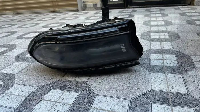انوار اماميه تشارجر دوج من وفوق زنن وكاله بأجهزتها 1