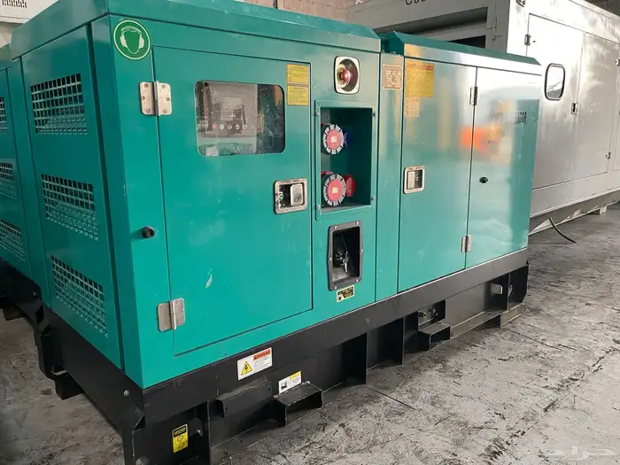 مولدات كهرباء كاتم صوت للإيجار 3