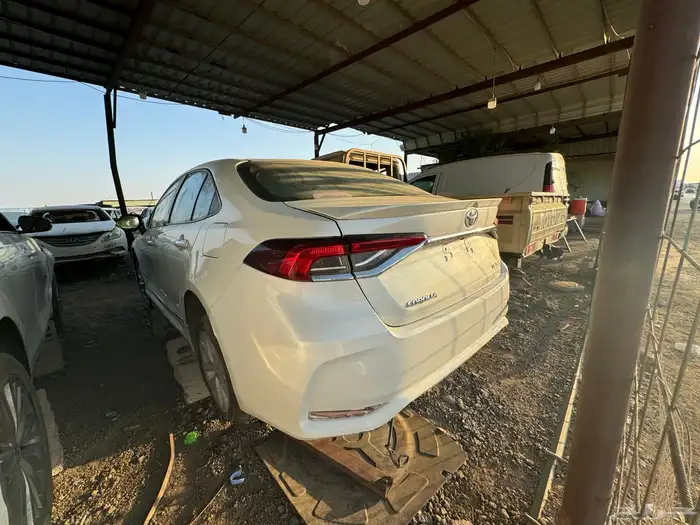 كورولا تويوتا 2021 للبيع قطع غيار مستعمل 3