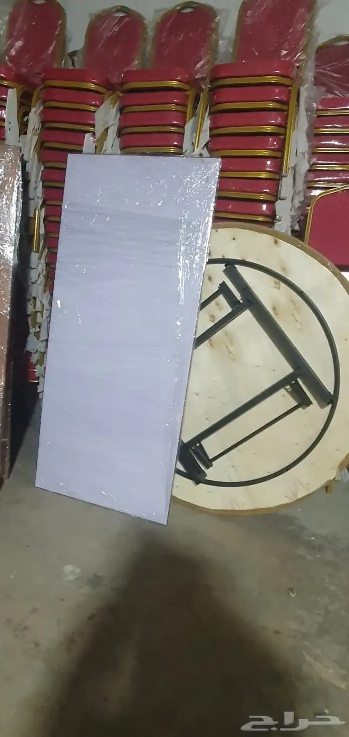 اثاث طاولات كراسي مفارش 9