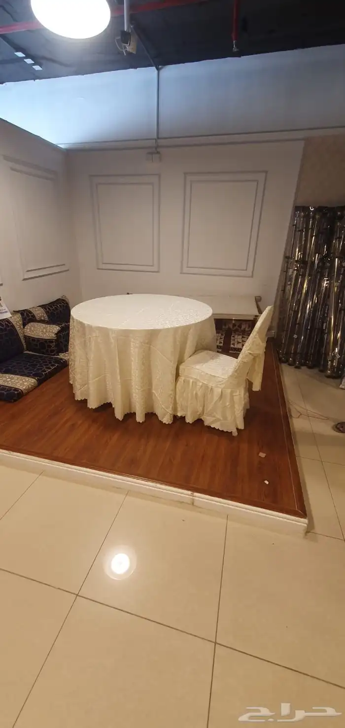 اثاث طاولات كراسي مفارش 6