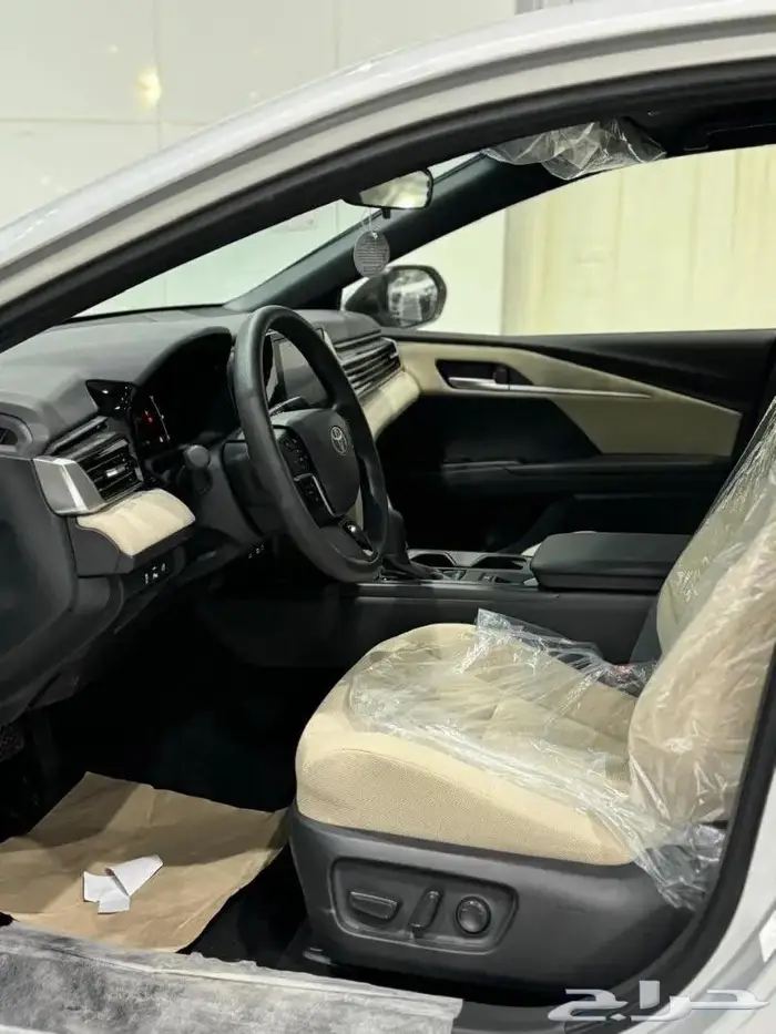 كامرى E ستاندر بنزين 2025 (كاش _تقسيط مع نظام 50-50) 7