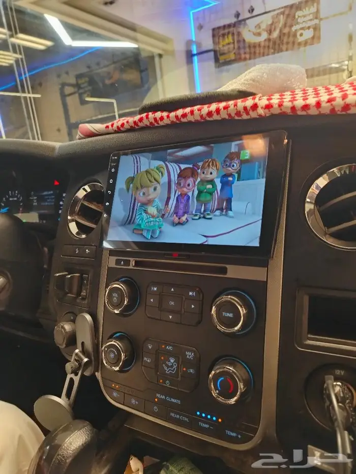 شاشة فورد اكسبديشن 2015_2018 2