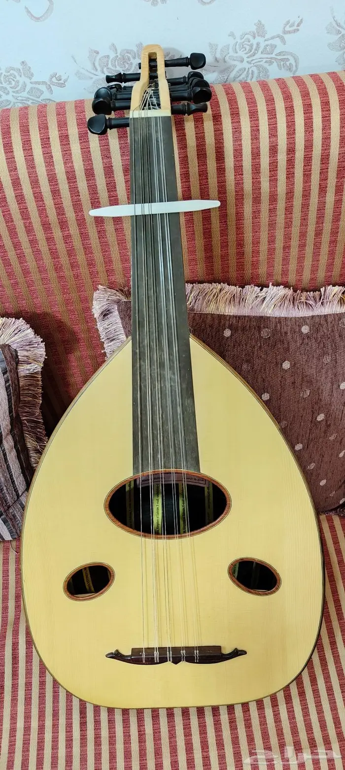 عود موسيقي بحريني درجة أولى 5