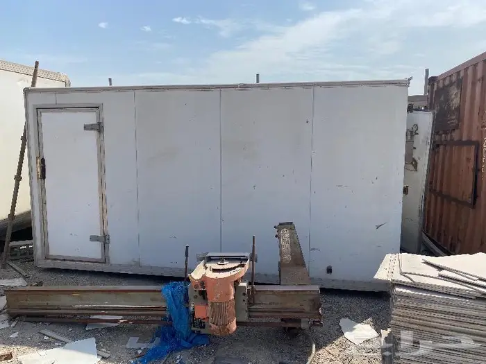 ثلاجة (برادة) سيارة دينا 1
