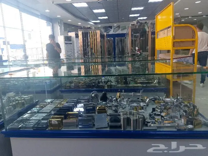 تركيب وتوريدزجاج سكريت بجميع انواع 14