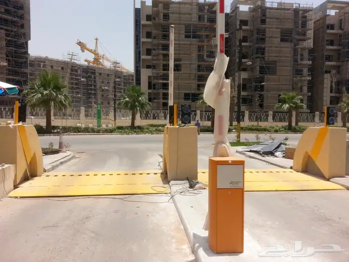 مصدات امنية للبوابات والمداخل 7
