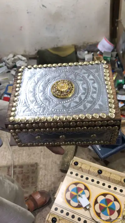 بكج اهدائات خشبي مع مباخر حائليه 0
