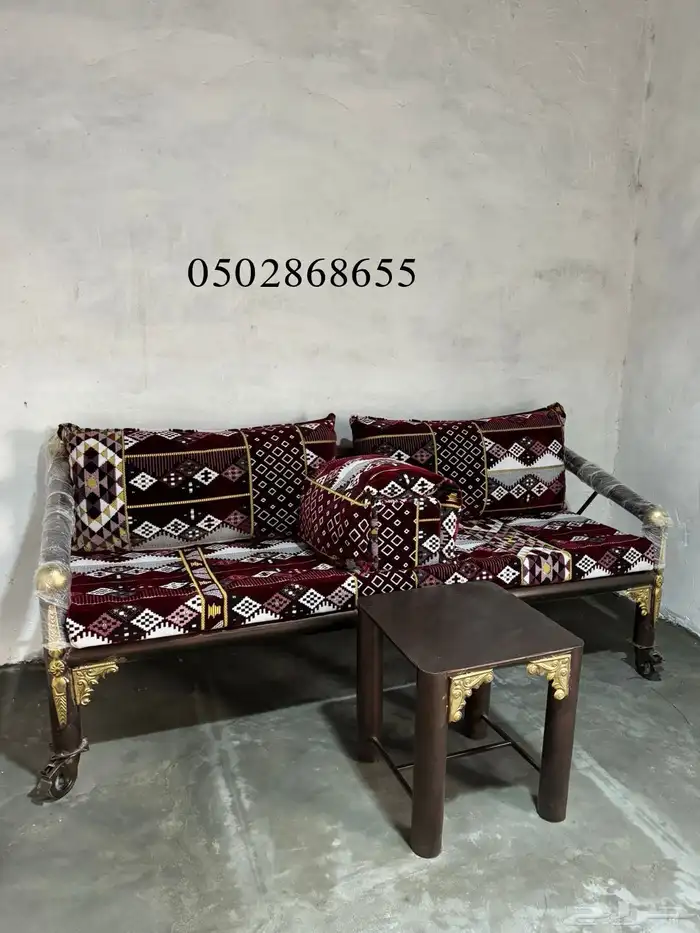 لبيع كراسي الحديد للجلسات الخارجية جاهزة 2