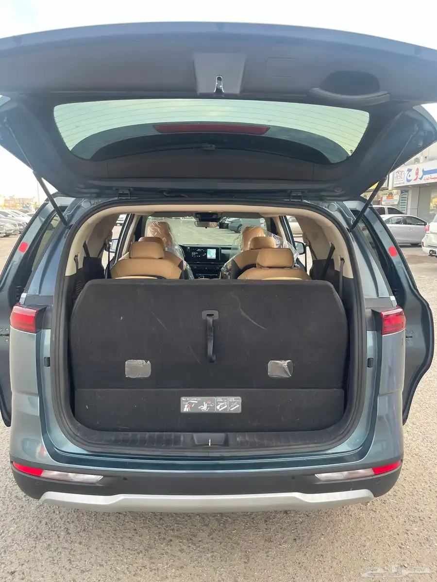 kia carnival model 2021 8