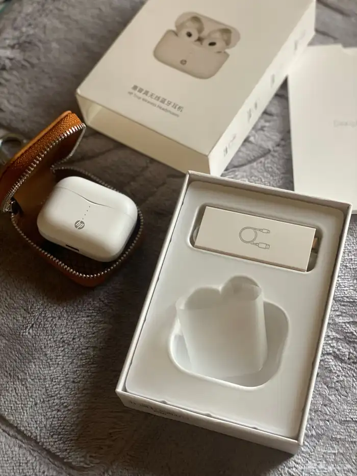 سماعات ايربودز hp جديدة تماما 6