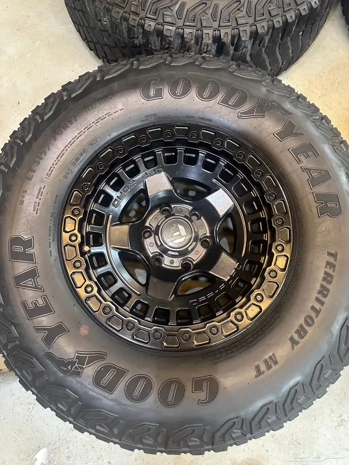 جنوط فيول مقاس 17 مع كفرات حجري ( تم البيع ) 2