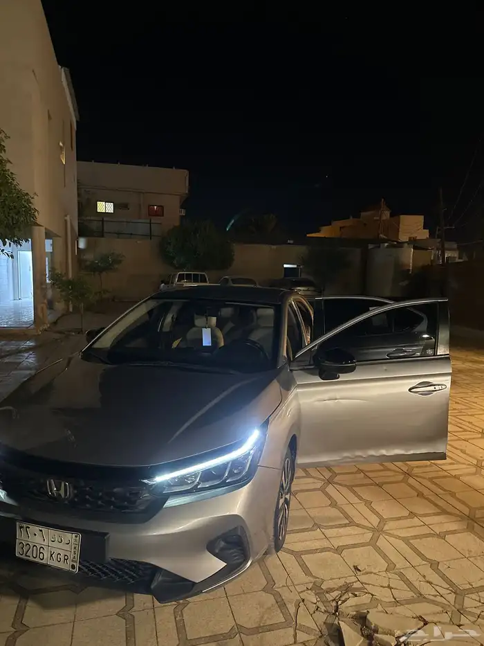 هوندا ستي نص فل سبورت 0