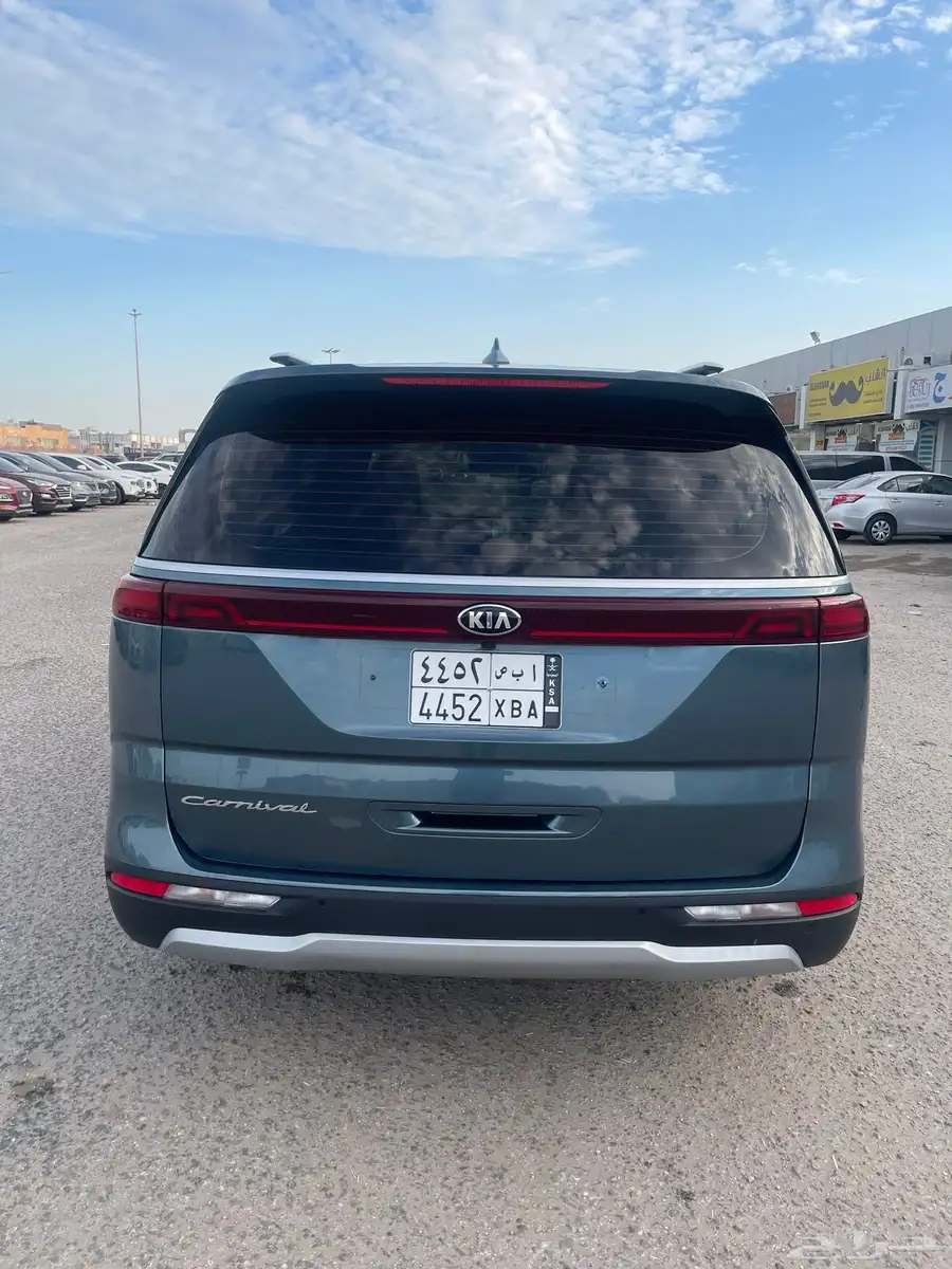 kia carnival model 2021 4
