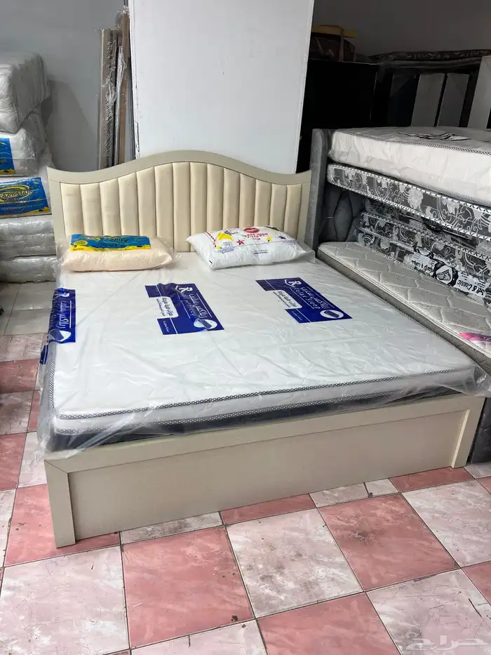 سرير جديد في دولاب 3