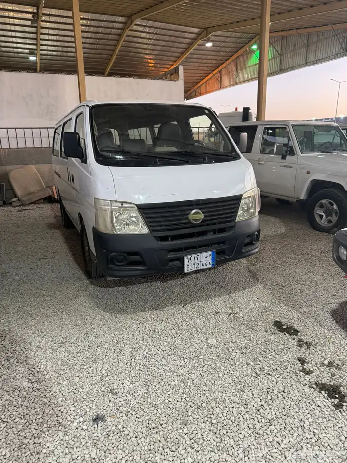 باص نيسان بنزين أورفان ماشي 60 الف فقط 0