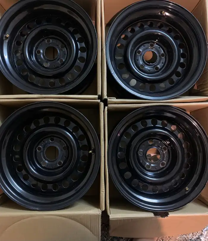 جنوط مرسدس اسود تبريزه 2 ونص 1