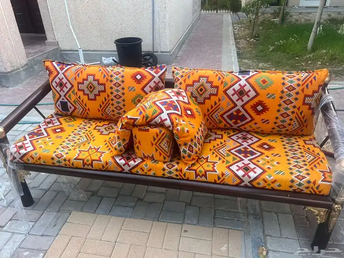 لبيع كراسي الحديد للجلسات الخارجية جاهزة 10