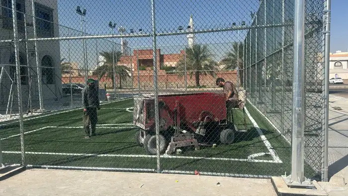 العشب الصناعي للملاعب والحدائق والارضيات المطاطية 33