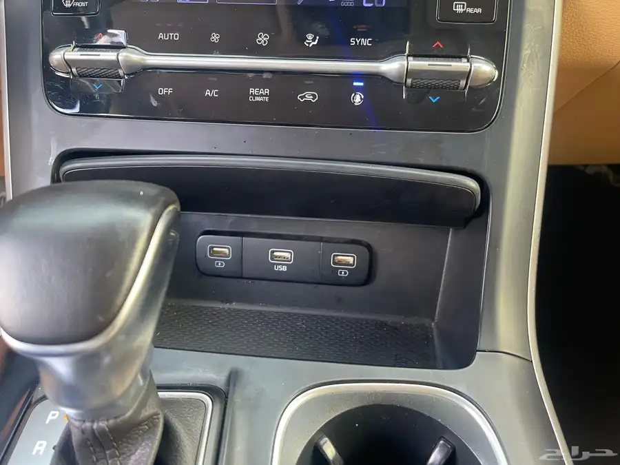 kia carnival model 2021 25